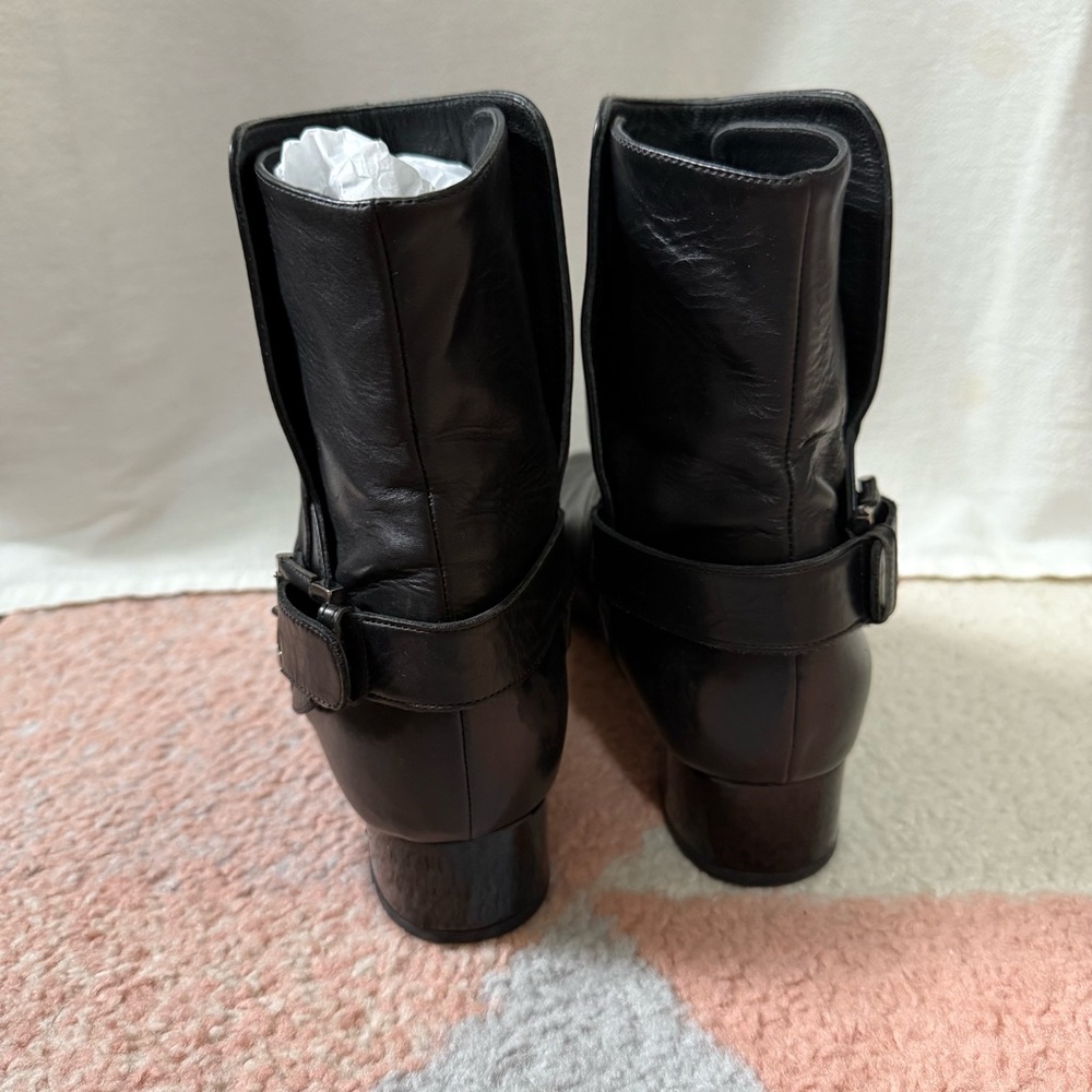 Chanel Moto Interlocking CC Logo Moto Boots - Picture 4 of 13